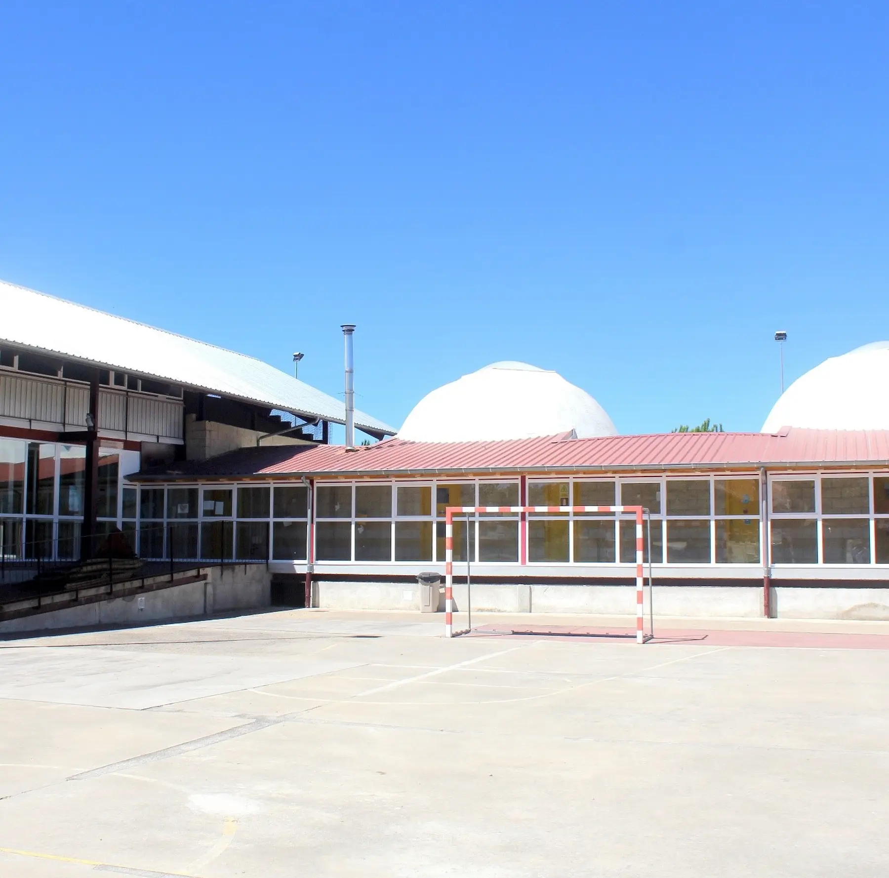 Grundschule. Fuenterroble de Salvatierra. 2005 